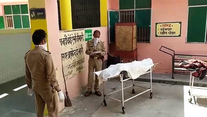 झाँसीः ट्रकों में पीछे से एक ट्रक ने मारी टक्कर, एक की मौत