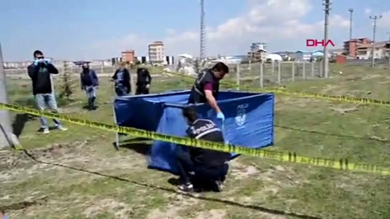 Boş arazide yanmış ceset bulundu
