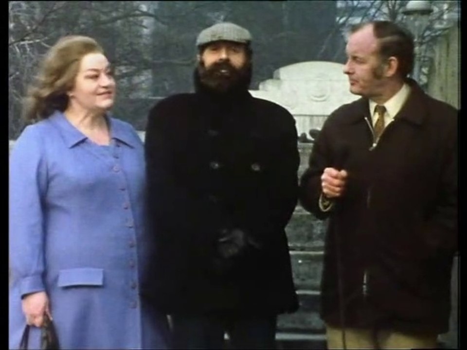 Sykes - 'Football'  •. Eric Sykes • Hattie Jacques • Joan Sims • Richard Wattis