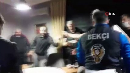 Kumarhaneye çevrilen ofise polis baskını kamerada