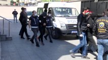 İSTANBUL-BAĞCILARDA EV PARTİSİNE POLİS BASKINI KAMERADA