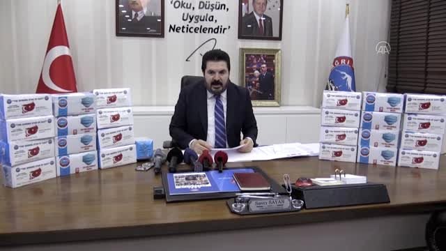 Belediye Başkanı Sayan, Trump ve Hollywood yıldızlarına maske gönderecek