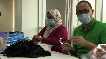شركة خاصة تنتج "دروعا" ثلاثية الابعاد لحماية الاطباء المصريين في معركتهم ضد كورونا