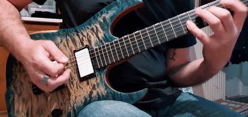 Hufschmid Guitars - Goofing around with my new build!