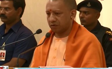 देहरादून में डॉ. स्वामी राम के समाधि दिवस पर आयोजित कार्यक्रम में योगी आदित्यनाथ हुए शामिल, लोगों को किया संबोधित