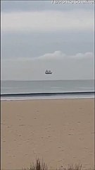 On a l'impression que ce bateau vole : illusion d'optique impressionnante