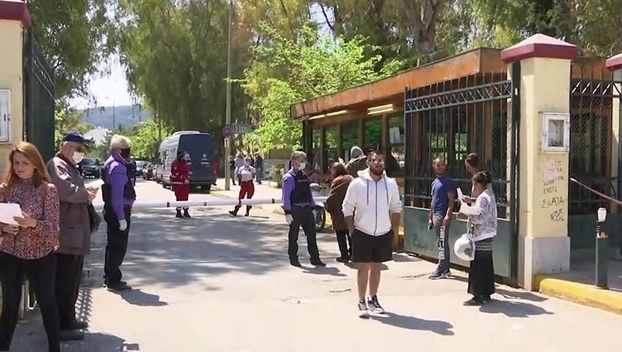 Μητσοτάκης: Τέλος τα έγγραφα βεβαίωσης μετακίνη...