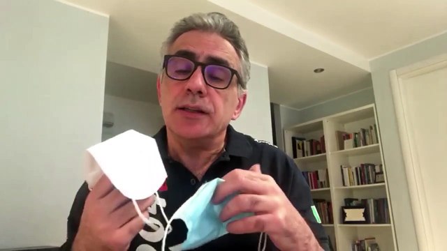 Coronavirus: ecco quali mascherine sono le più sicure. Il tutorial del virologo Fabrizio Pregliasco