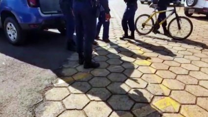 Dois homens são detidos furtando fiação elétrica do Lago Municipal