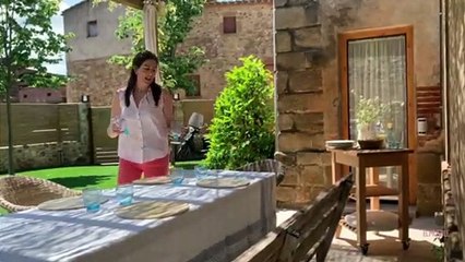 #MiTrucoEnCasa: Pia Capdevila nos da las claves para poner la mesa para las cenas de verano