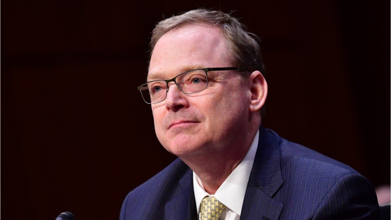 Trump's Economic Adviser Warns Of US Hitting Double-Digit Negative Growth