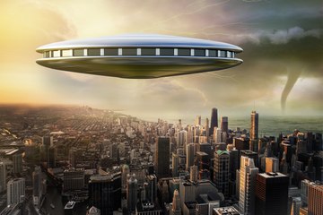 Extraterrestres: los tres vídeos de OVNIs desclasificados por Pentágono