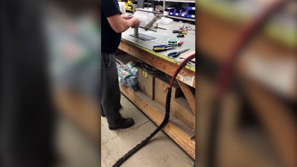 COVID-19 : Les enseignes Pattison fabriquent des visières de protection