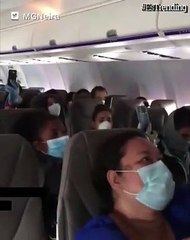 Colombianos celebran su regreso a casa en medio de la pandemia