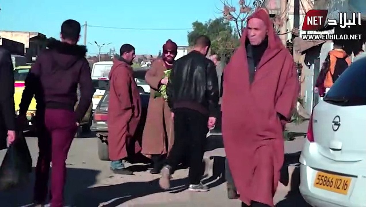 حسين الجيجلي تسلط على واحد الشاب أو قالو بالسيف أنت سرقتني.. شاهدوا ماذا وقع في النهاية؟