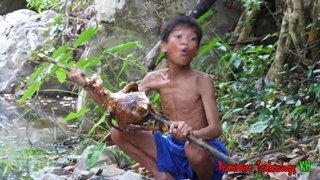 Primitive-Technology Eating-Delicious Cooking-Big-Fish-in fo Rest-122