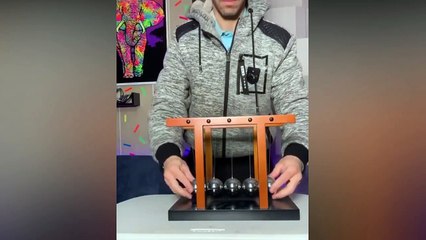 Esse Pendulo de Newton! Incrível?