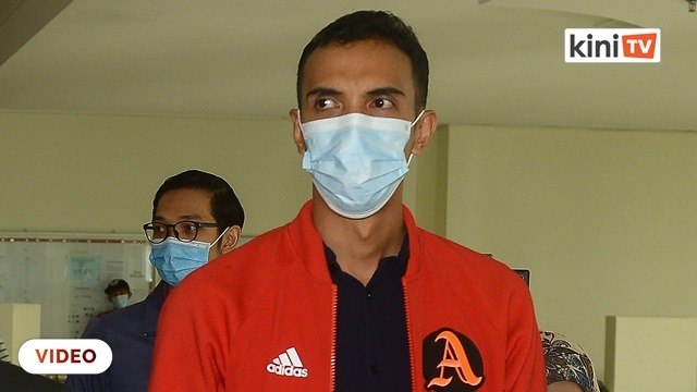 Inspektor polis didakwa kerana eskploitasi dua wanita Mongolia untuk seks