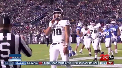 Jordan Love under pressure without even being under center in Green Bay, yet