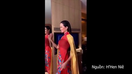 H'Hen Niê diện áo dài ở Thái