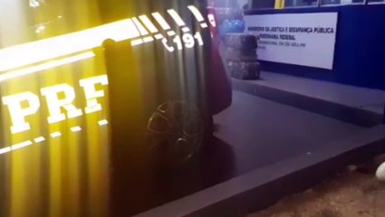 725 kg são apreendidos pela PRF em Céu Azul; veículo era roubado