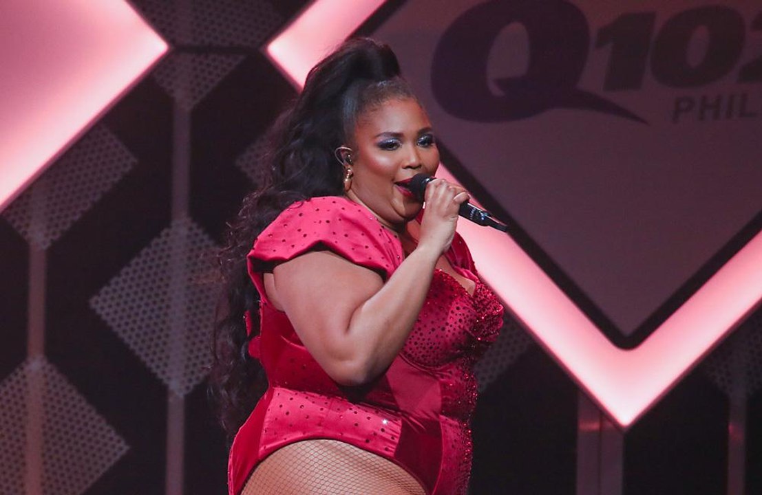 Lizzo geschockt!