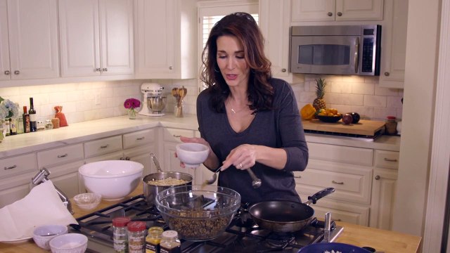 Mejadra: Middle Eastern Rice and Lentils with Fried Onions