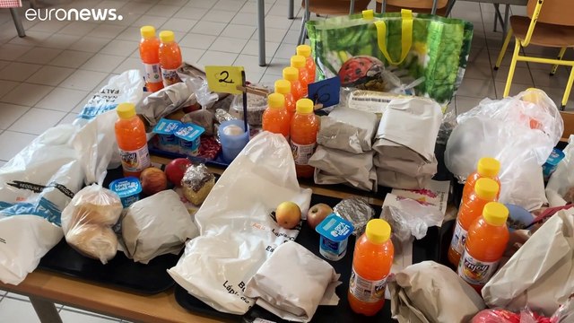 Беженцы-волонтеры помогают заболевшим коронавирусом