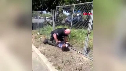 ABD'li polisin 14 yaşındaki çocuğu darp ettiği anlar kamerada