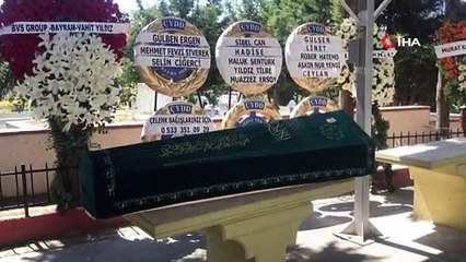 Bülent Ersoy annesine böyle veda etti: ''Benim günahlarımla...''