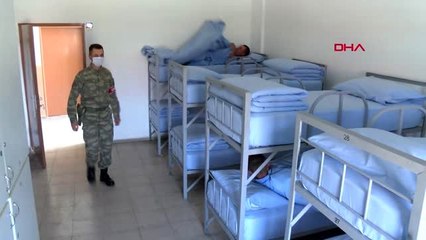 İzmir'de askeri birliklerde virüs tedbirleri titizlikle uygulanıyor