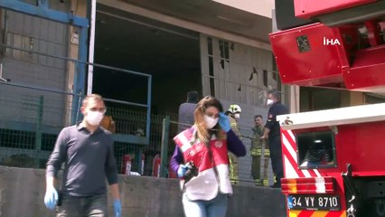 - Pendik'te kimyasal madde üretimi yapılan bir işyerinde iddiaya göre kazan patladı. Patlamada yaralıların olduğu iddia edildi.