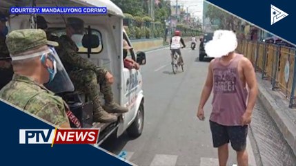 Army reservist, nagbigay ng face mask sa isang lalaki sa Mandaluyong City
