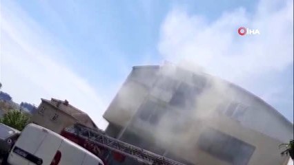 - Pendik'te kimyasal madde üretimi yapılan bir işyerinde iddiaya göre kazan patladı.