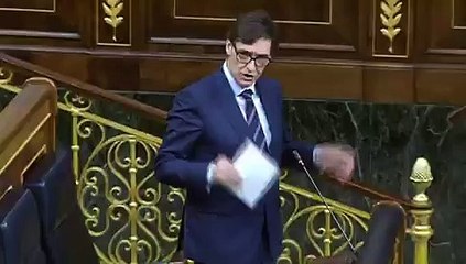ESPECTACULAR REPASO de MACARENA OLONA (VOX) al ministro de Sanidad