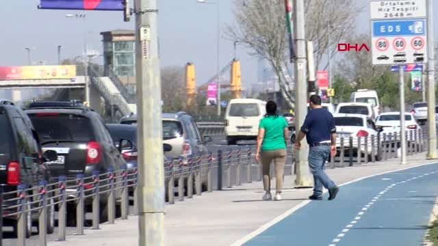 ZEYTİNBURNU SAHİLİNDE YOĞUNLUK