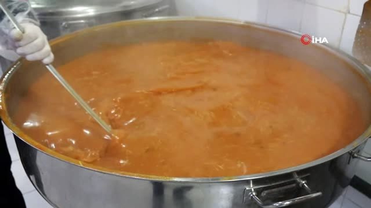 Bağcılar Belediyesi'nden her gün 1000 kişiye iftar ve sahur yemeği