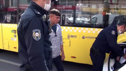 Polislerden sosyal mesafe ve sokağa çıkma kısıtlaması denetimi