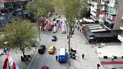 BAĞDAT CADDESİ'NDEKİ İNSAN YOĞUNLUĞU HAVADAN GÖRÜNTÜLENDİ