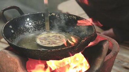 Thực Phẩm Việt Nam  Bánh Xèo Vịt quán ăn "Hồi Đó" nổi tiếng tại Cần Thơ