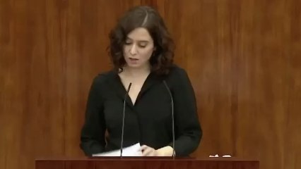Ayuso defiende los menús de Telepizza para los niños