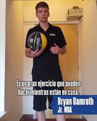 Dribble Balance Drill with Bryan Gamroth (Spanish Subtitles)