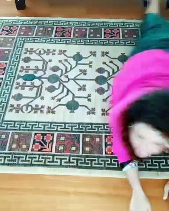 Δεν υπάρχει! Δες τη Γιάννη Τερζή να μιμείται την Μοιραράκη και θα «κλάψεις» από τα γέλια