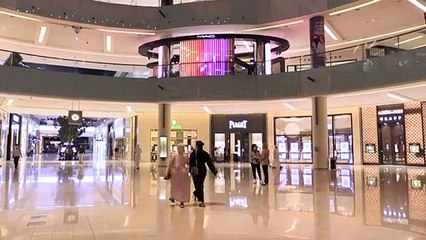 El emblemático Dubai Mall de Emiratos reabre sus puertas