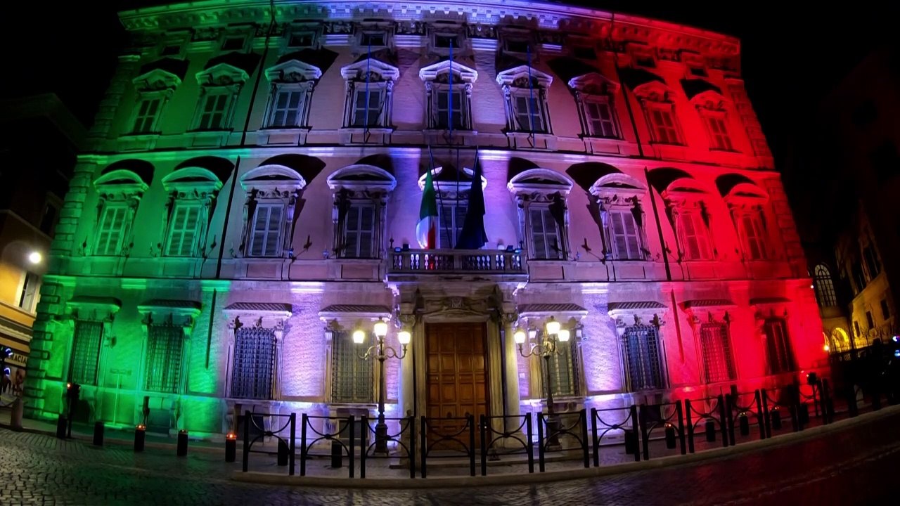 Coronavirus: Rome, une ville confinée vue du lever au coucher du soleil