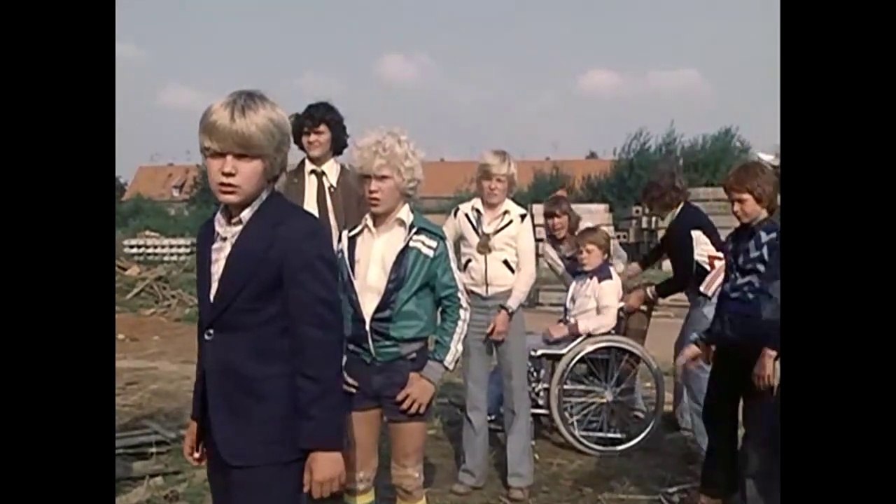 Die Vorstadtkrokodile 1977 movie -  English Portuguese subs - part2