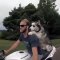 Ce chien biker adore les balades à moto