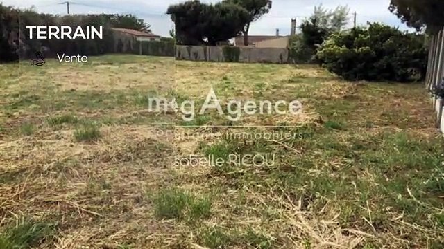 A vendre - Terrain - SAINT-DENIS-D'OLERON (17650) - 1 221m²