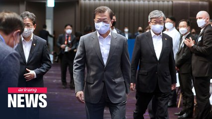 President Moon mourns victims of Icheon warehouse fire on Buddha’s birthday