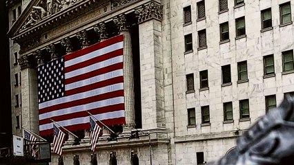 Recession sign: US economy shrinks 4.8 percent in first quarter